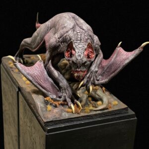 „Batcat Collectible sculpture“ von Winton Afrić, Handveredelte Collectible-Skulptur (gegossene PLA-Edition), ca. 1 m Höhe, ca. 2 kg GewichtLimitierte Edition, nummeriert & signiert – Skulptur bei Favori Art