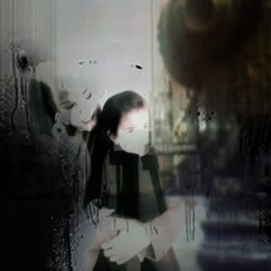 „Woman on Center“ von Olli Boehm, Übermalte Fotografie auf Leinwand, 160 x 120 cm – Fotografie / Mixed Media bei Favori Art