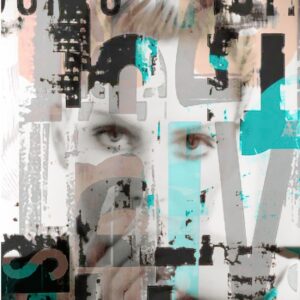 „Typo-girl light“ von Olli Boehm, Übermalte Fotografie, 80 x 60 cm – Fotografie / Mixed Media bei Favori Art