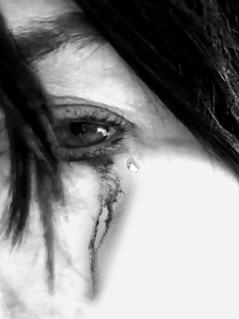 „Tear“ von Olli Boehm, Fotografie & Mixed Media